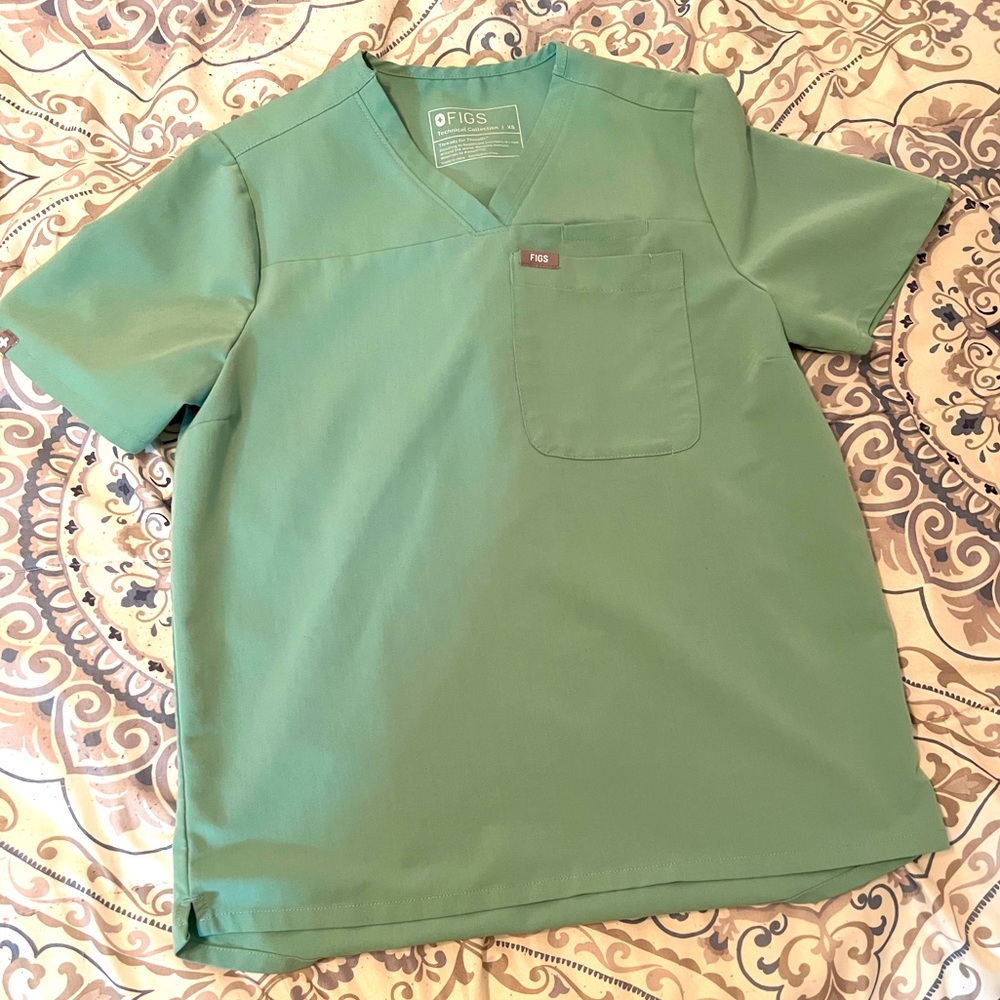 FIGS Womens Scrub Set in Jade